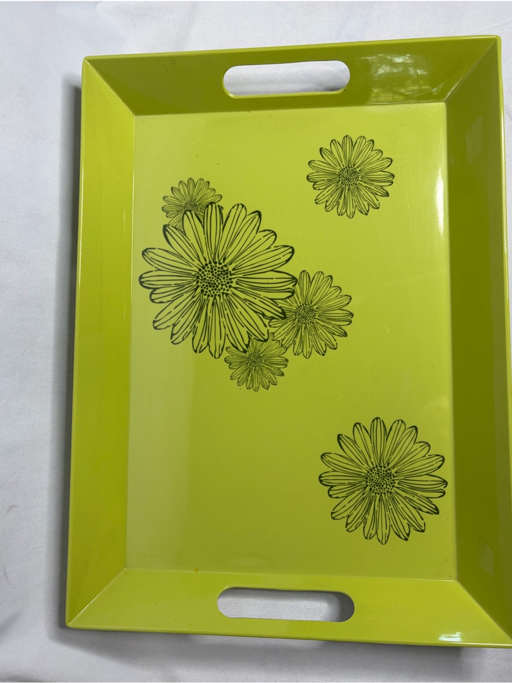 Avocado Green Plastic Tray Retro Daisy Handles Glossy